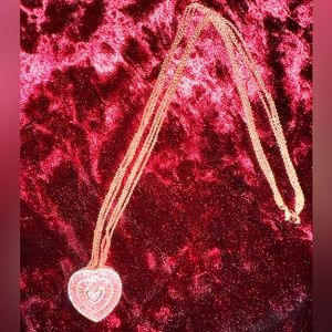 Crystal pink  heart necklace.